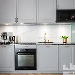 Millennium Port Gold شقة