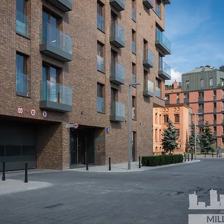 Apartamento Millennium Port Gold