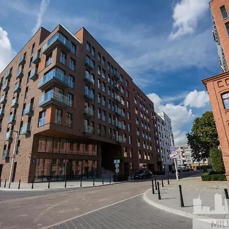 Millennium Port Gold Apartment